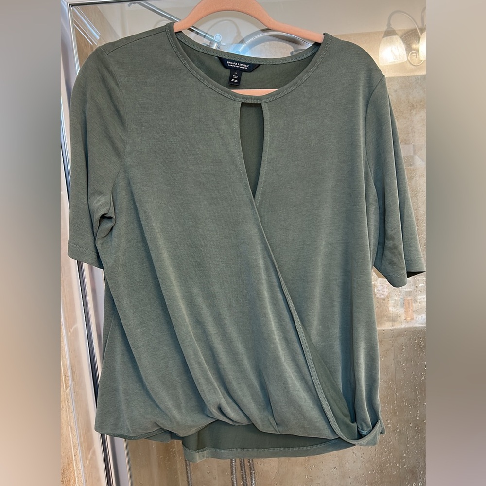 Banana Republic Sage Green Short Sleeve Top